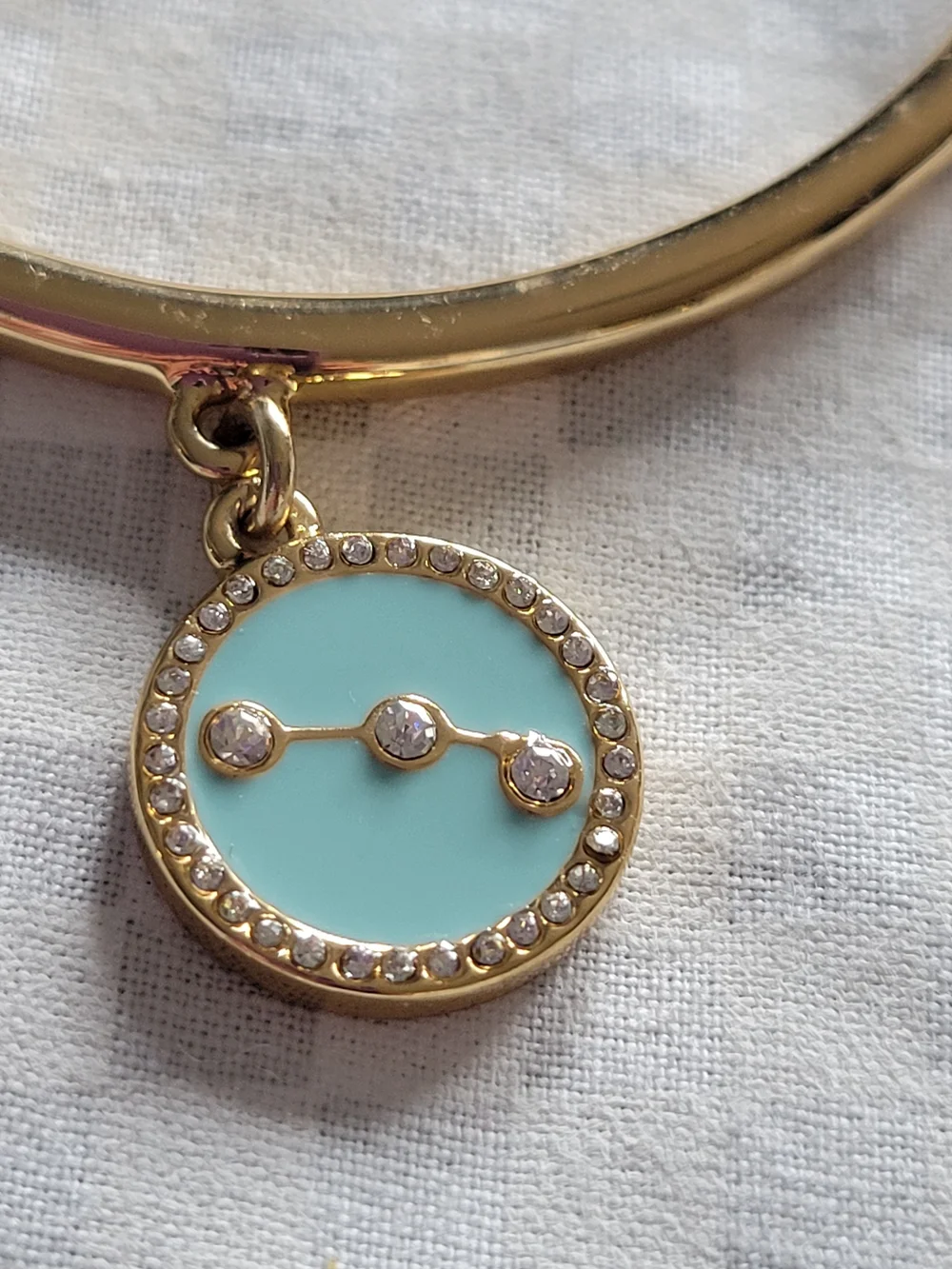 Kate Spade NY Gold Tone Hinged Bangle Bracelet with Turquoise Enamel AIRES Charm - Picture 3 of 6